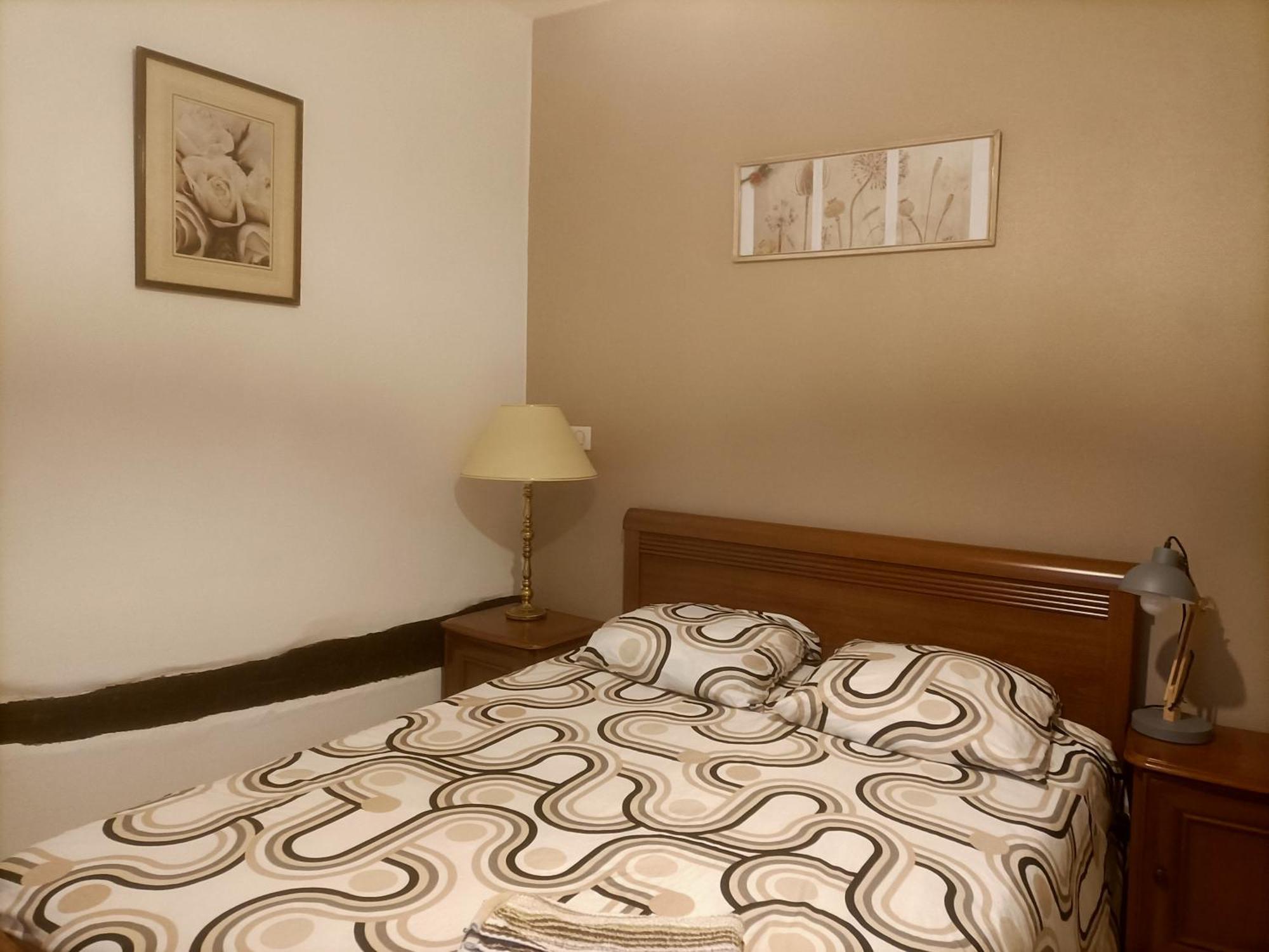 Homestay Maison Paisible Avec Parking Montpezat-de-Quercy