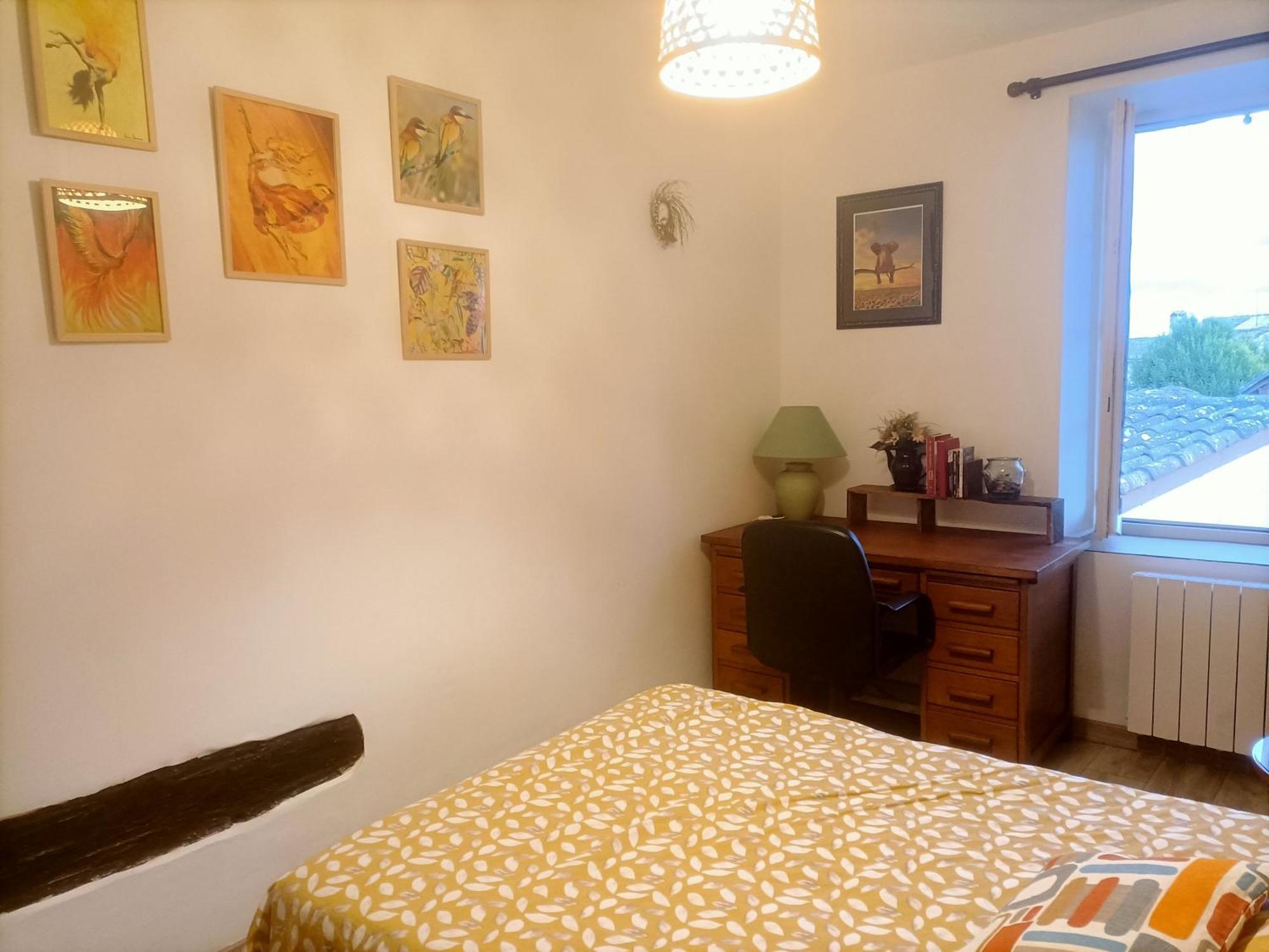 Homestay Maison Paisible Avec Parking Montpezat-de-Quercy